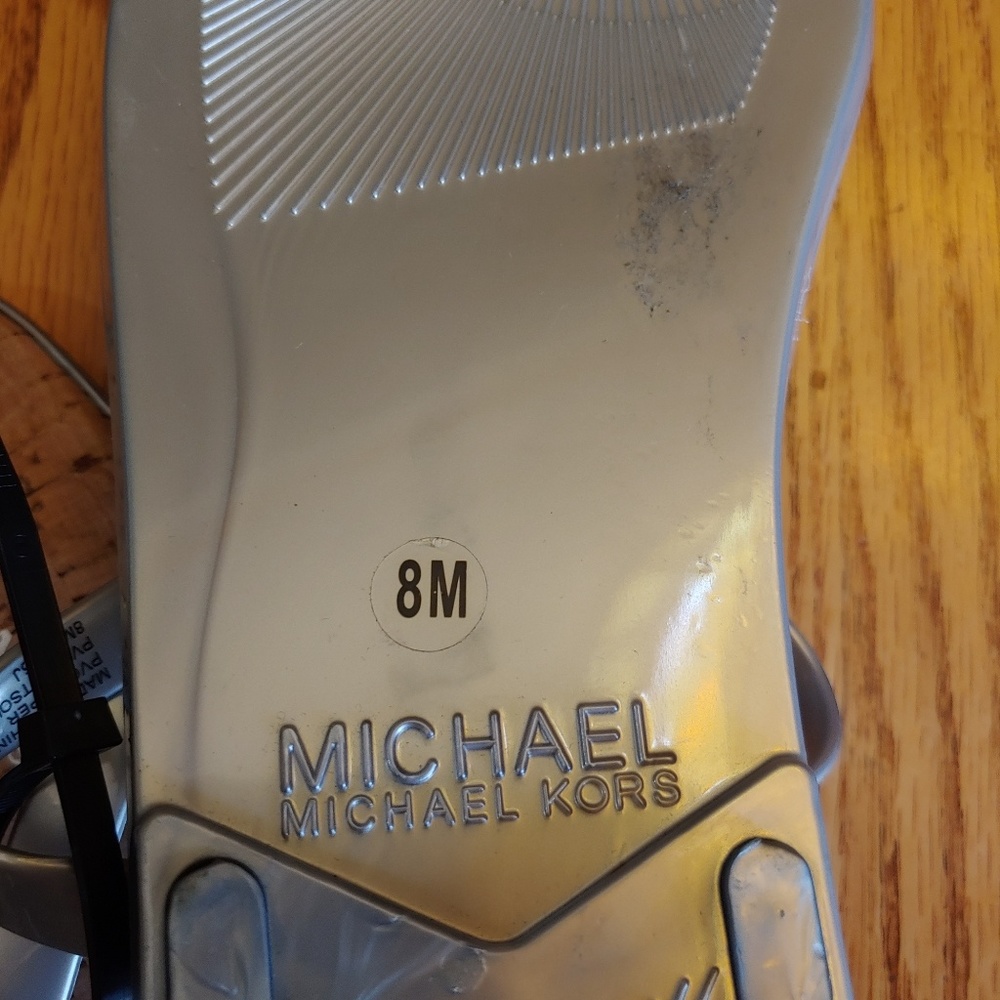 NWOT Michael Kors Sandals - Picture 2 of 3